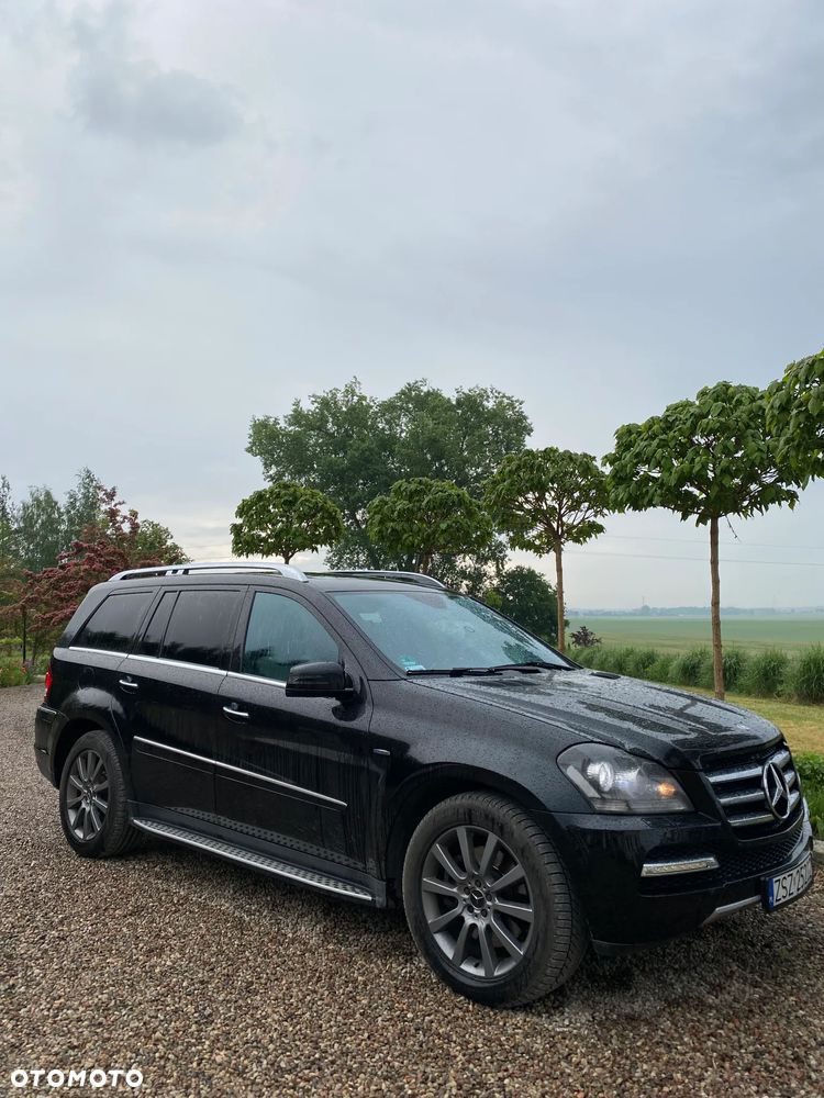 Mercedes-Benz GL - 1