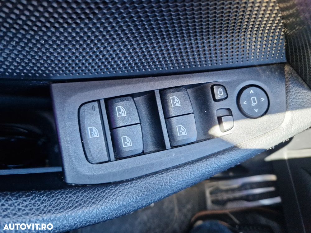 BMW M1 M135i xDrive AT - 15