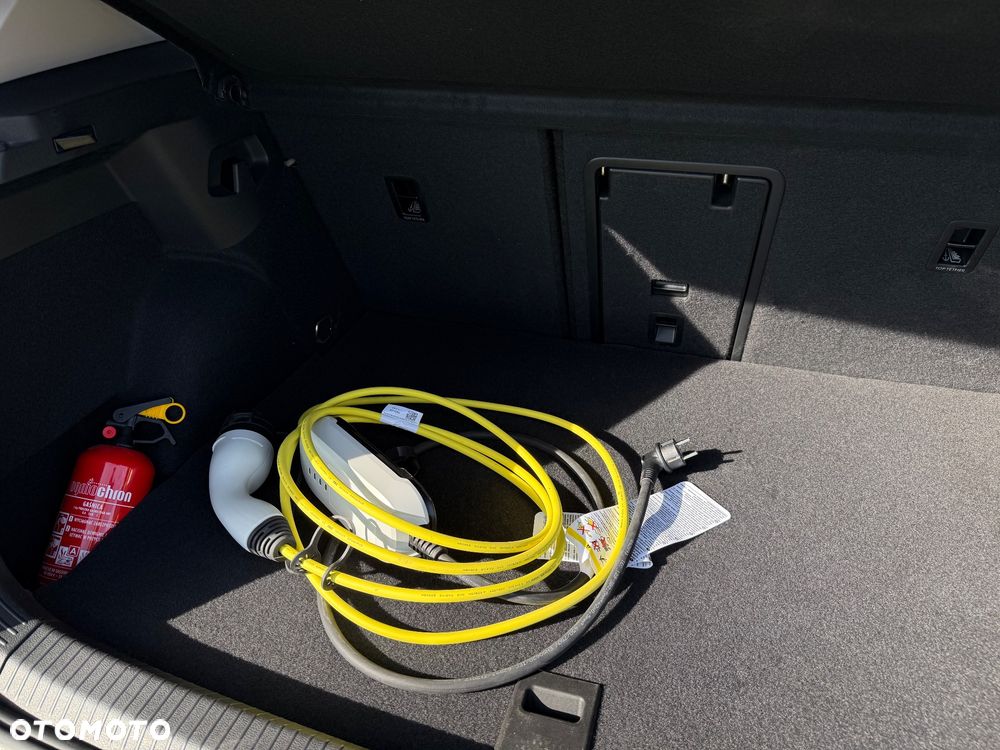 Volkswagen Golf 1.4 TSI Plug-In Hybrid Style DSG - 22