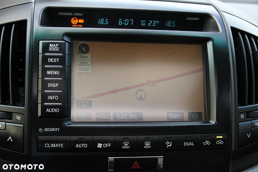 Toyota Land Cruiser LC 4.5 D-4D Prestige - 35