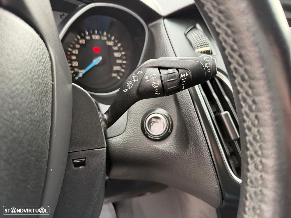 Ford Focus SW 1.0 EcoBoost MHEV ST-Line - 21