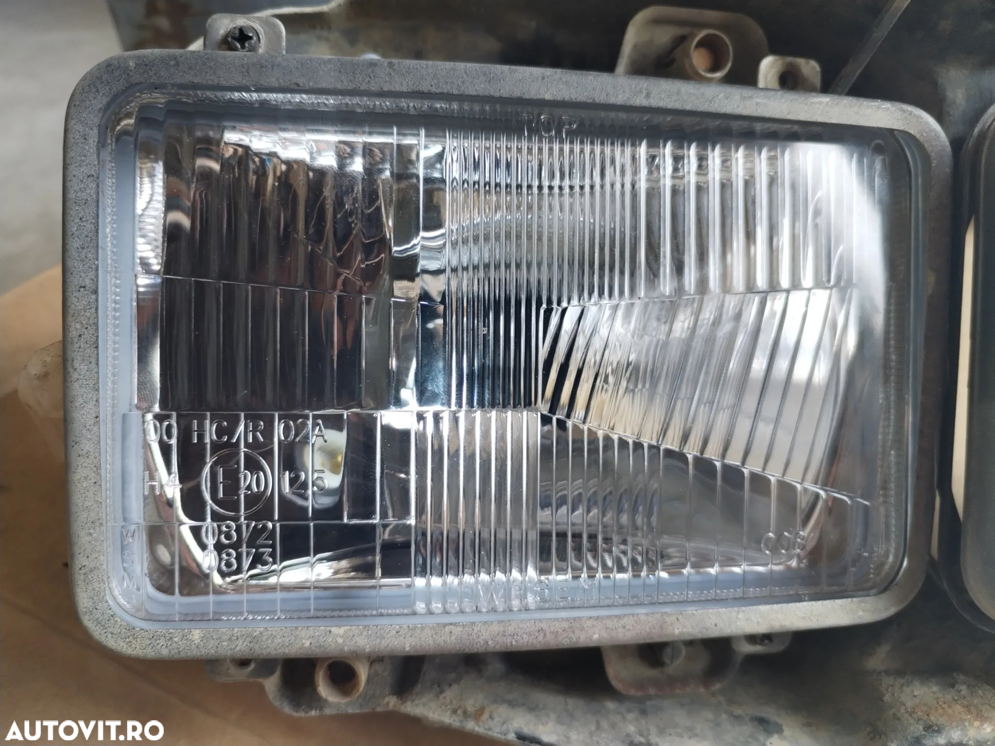FAR NOU NISSAN ECO-T.100 L35 EBRO L35-08 L35-09 L35-085 FARURI PROIECTOARE PIESE 01500731-2  01500730-2 - 8