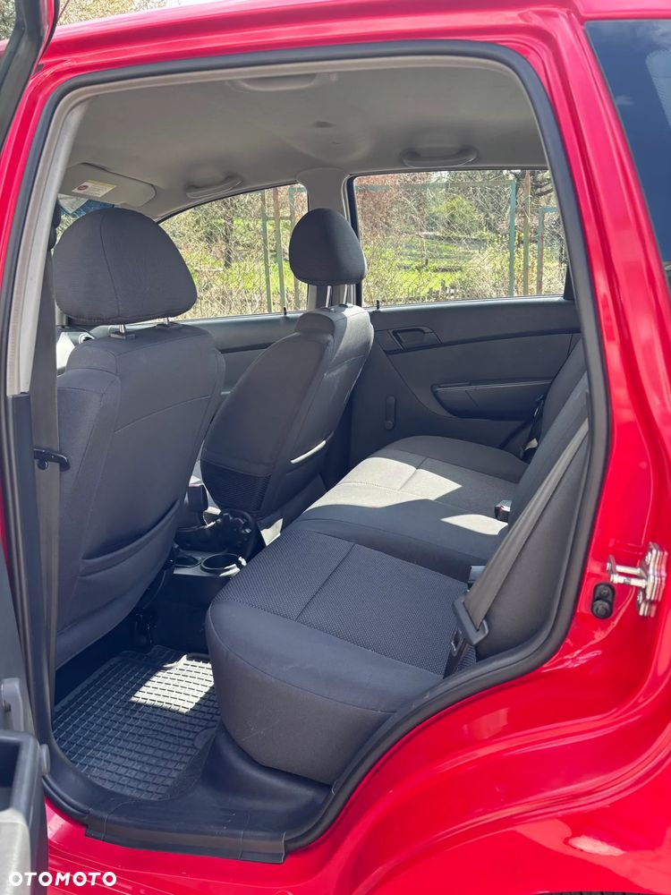 Chevrolet Aveo 1.2 16V Base (air4) - 4