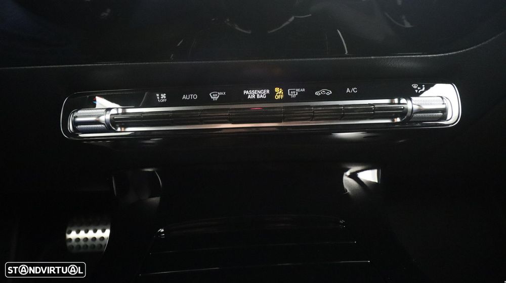 Mercedes-Benz CLA 180 d Shooting Brake AMG Line Aut. - 22