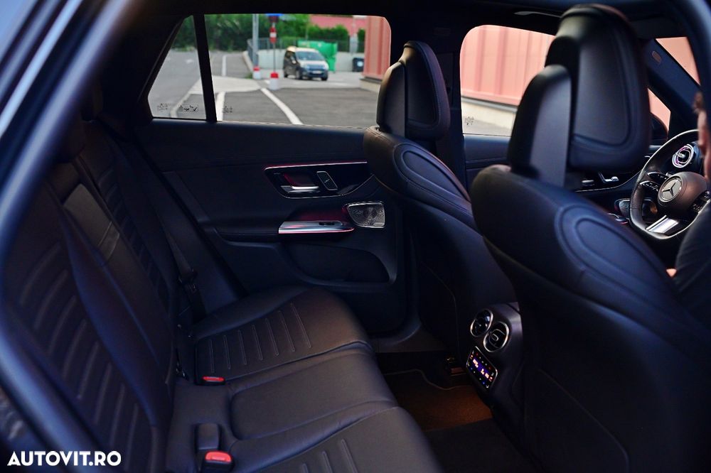 Mercedes-Benz GLC 400 e 4Matic 9G-TRONIC AMG Line Advanced - 39