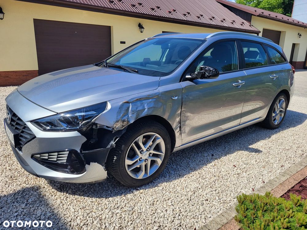 Hyundai i30 1.6 D Classic + - 2