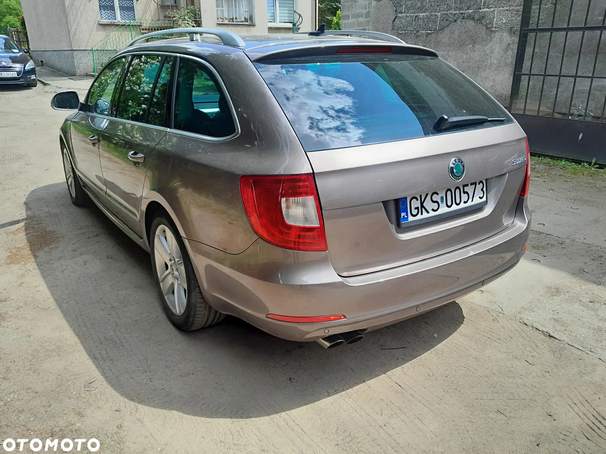 Skoda Superb 2.0 TDI Elegance DSG - 6
