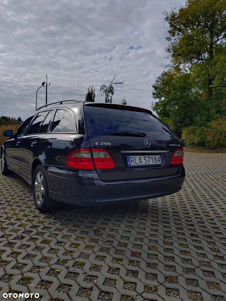 Mercedes-Benz Klasa E 200 T Kompressor Automatik Classic - 5