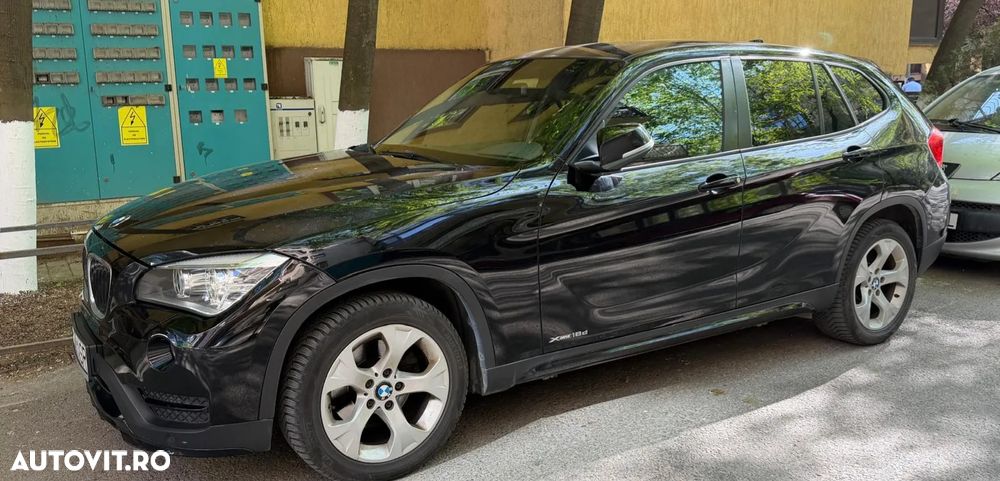 BMW X1 xDrive18d Aut. Sport Line - 2
