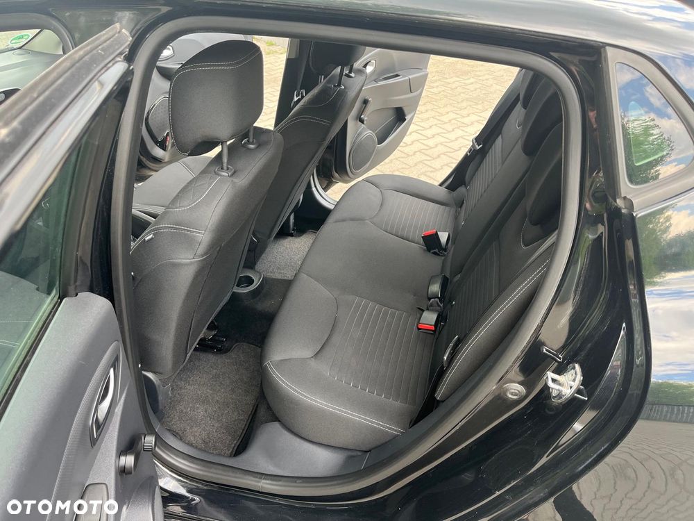 Renault Clio 1.2 16V 75 Collection - 12