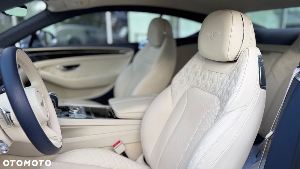 Bentley Continental GT - 23