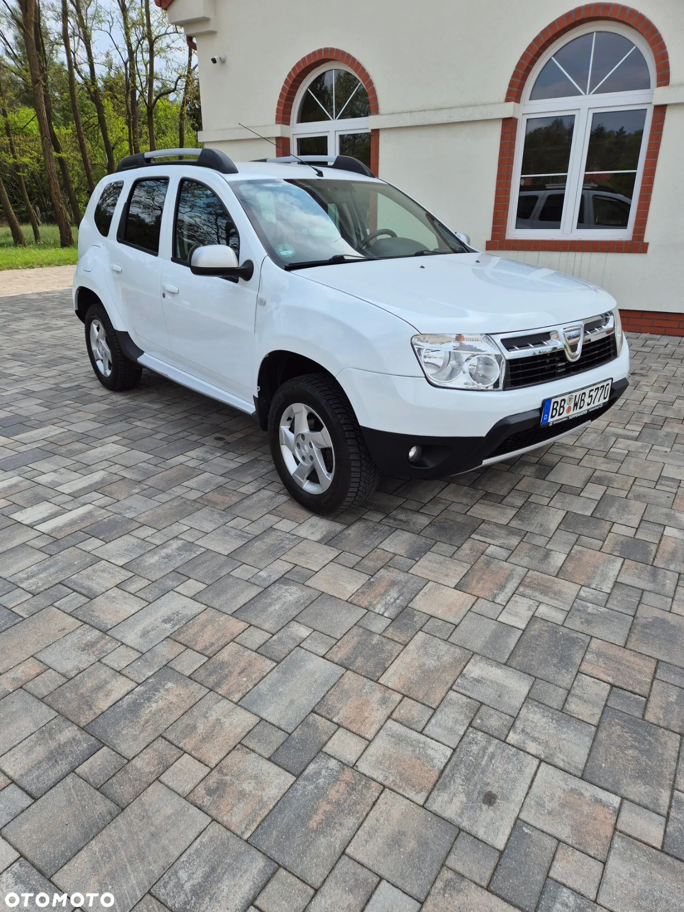 Dacia Duster 1.6 16V 4x2 Prestige - 1