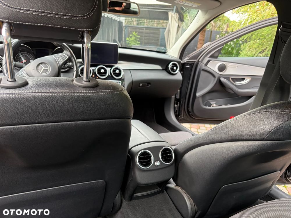 Mercedes-Benz Klasa C 200 7G-TRONIC Avantgarde - 13
