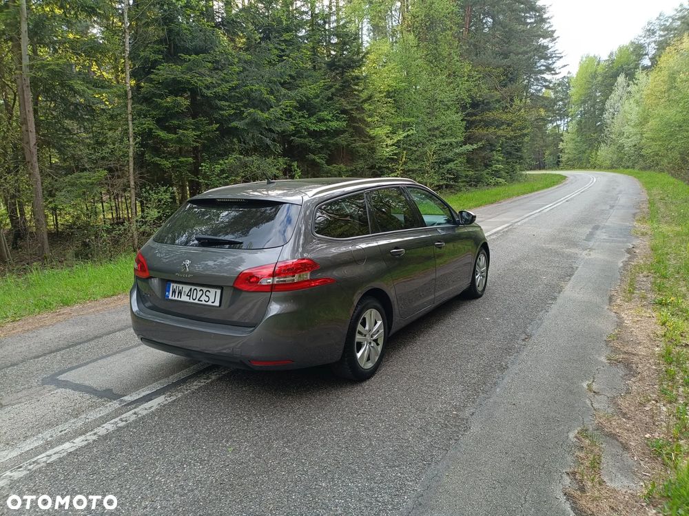 Peugeot 308 1.6 BlueHDi Allure S&S - 40