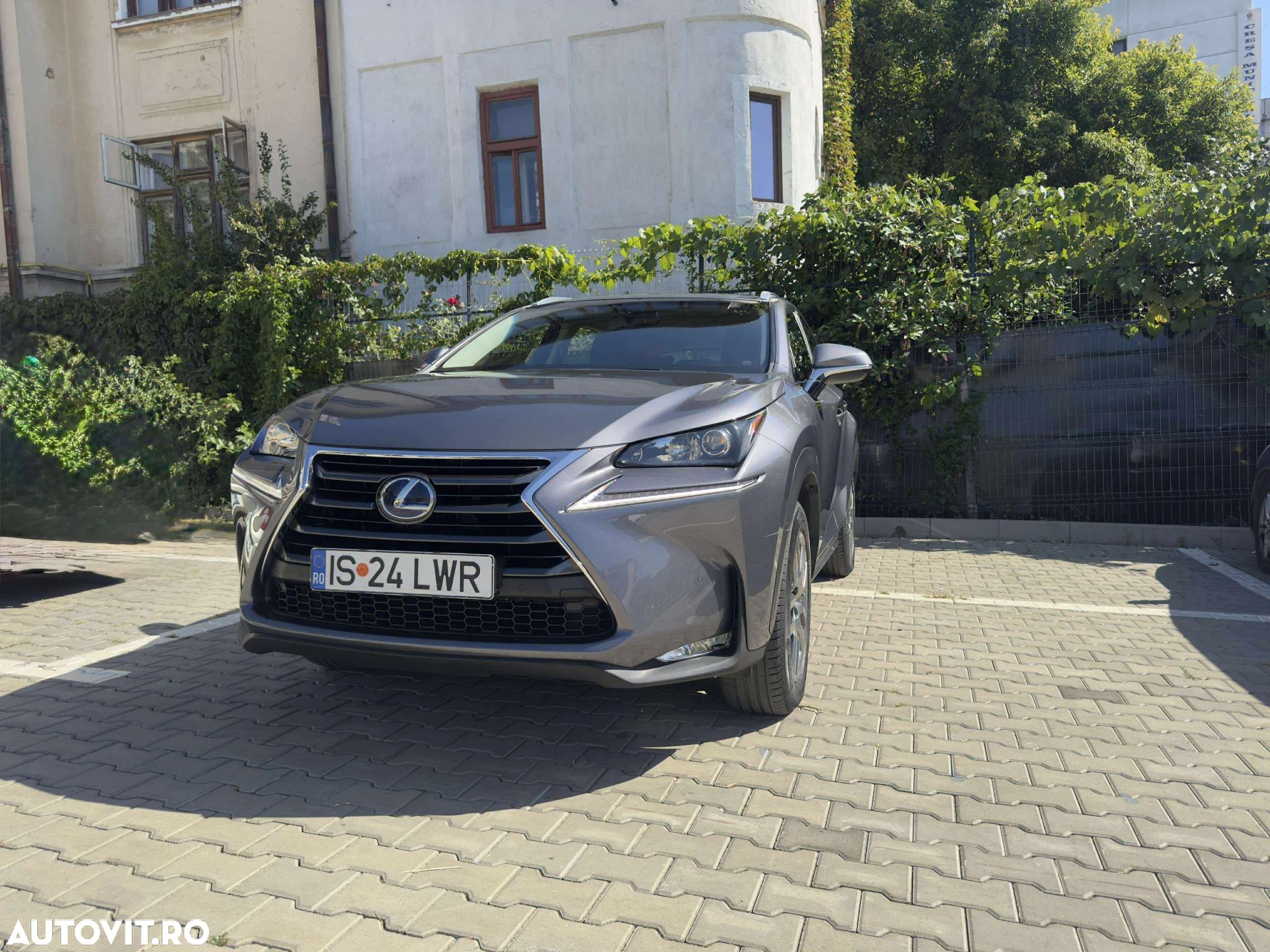 Lexus Seria NX 300h Business - 1