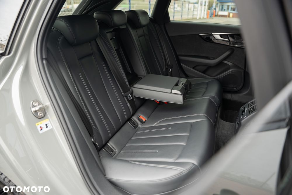 Audi A4 Avant 35 TFSI S tronic S line - 36