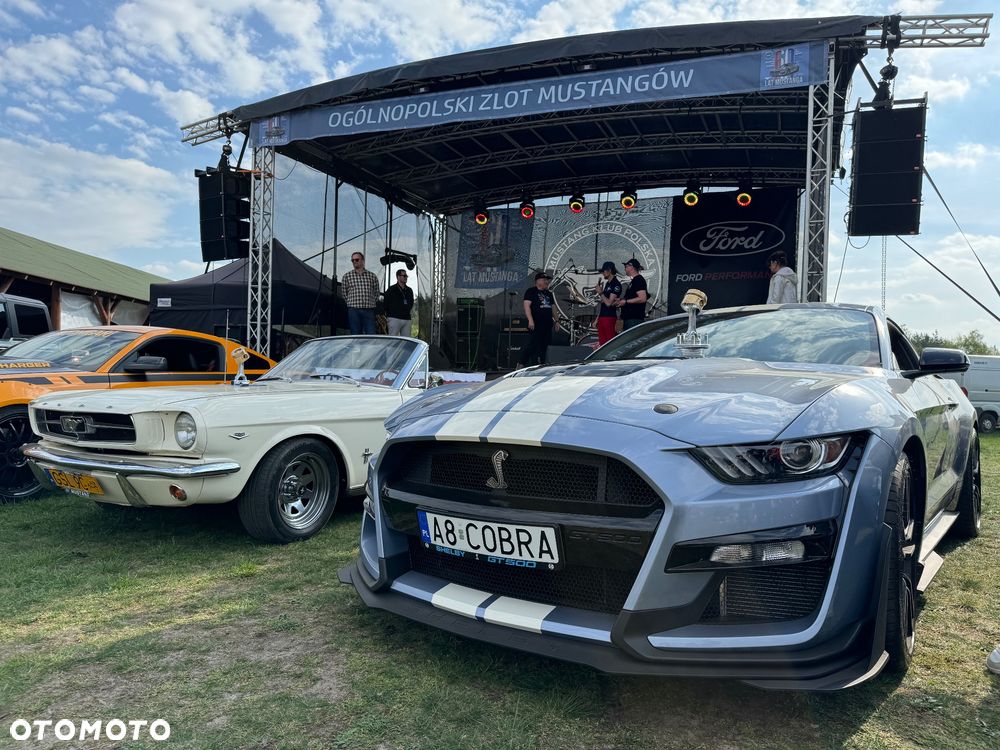 Ford Mustang - 5