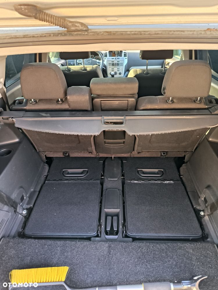 Opel Zafira - 13
