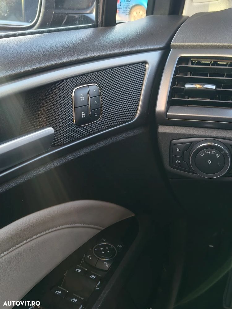 Ford Mondeo 2.0 TDCI PowerShift Titanium - 10