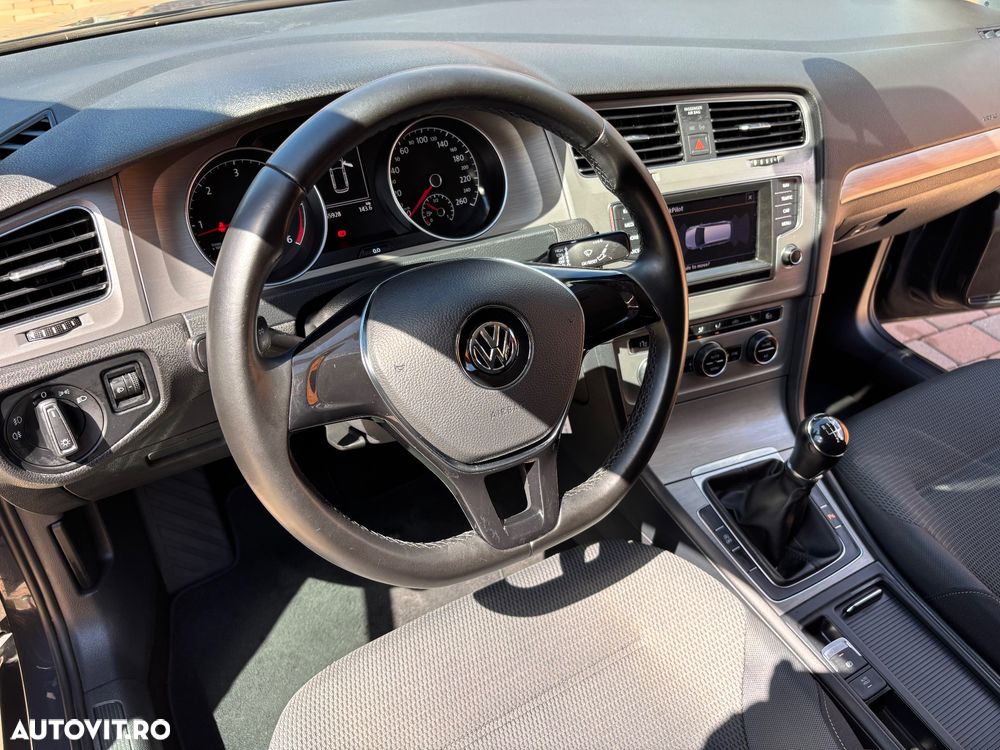 Volkswagen Golf 1.6 TDI BlueMotion Comfortline - 14