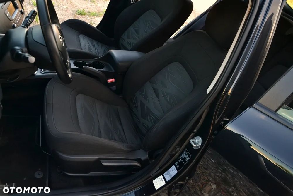 Kia Ceed 1.4 CVVT Attract plus - 17