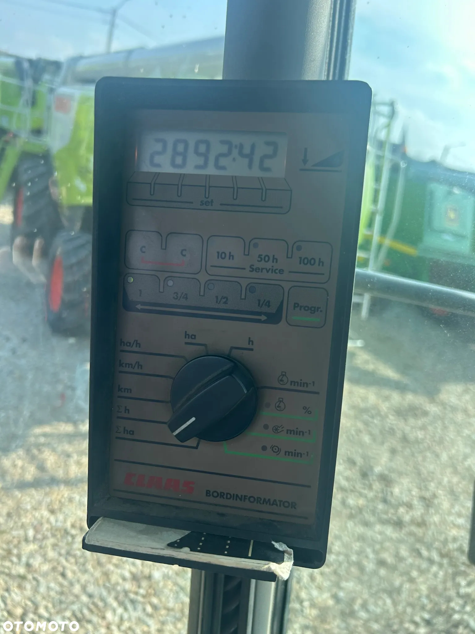 Claas Medion 310 - 11