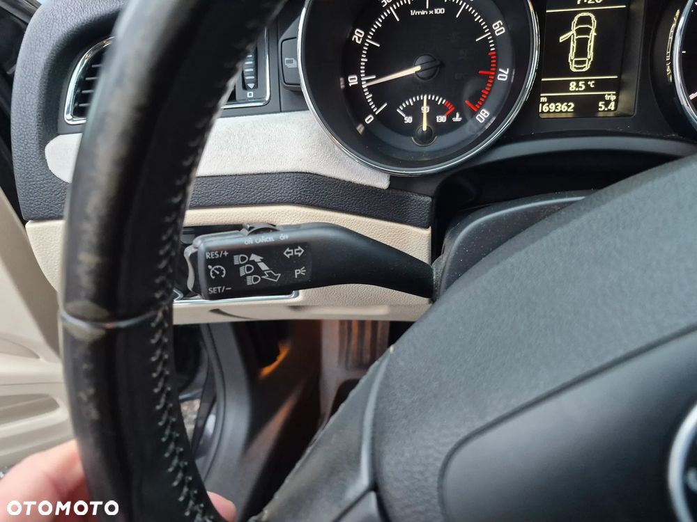 Skoda Superb 1.8 TSI Platinum - 12