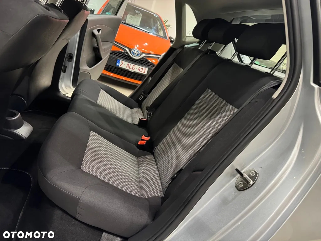 Volkswagen Polo 1.6 TDI DPF Trendline - 29