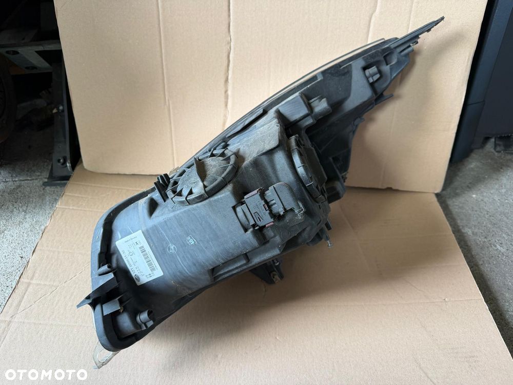 Lampa prawa przednia prawy przód XENON Opel Insignia A europa - 6