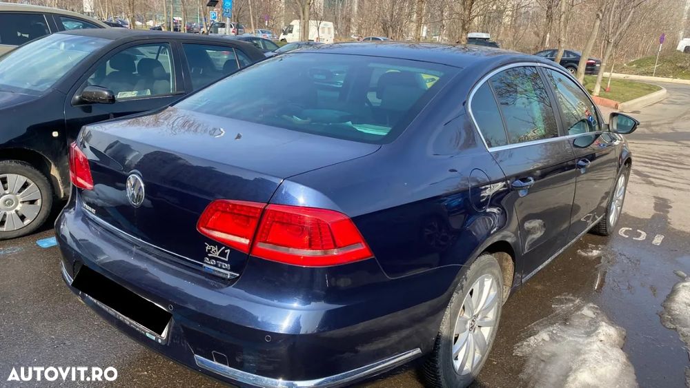 Volkswagen Passat 2.0 TDI BlueMotion Tehnology DSG Comfortline - 5