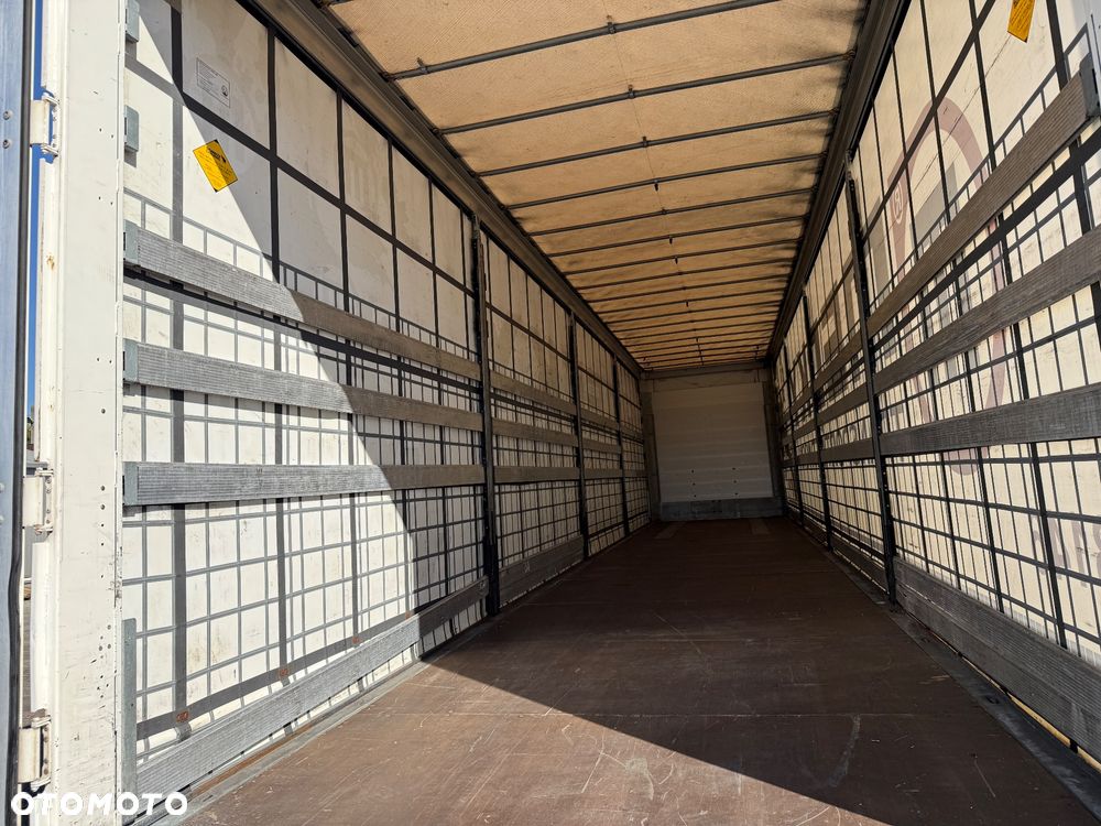 Schmitz Cargobull - 24