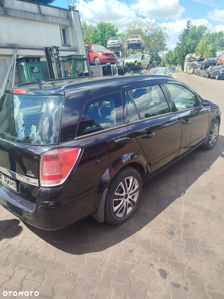 Opel Astra H na części. - 8