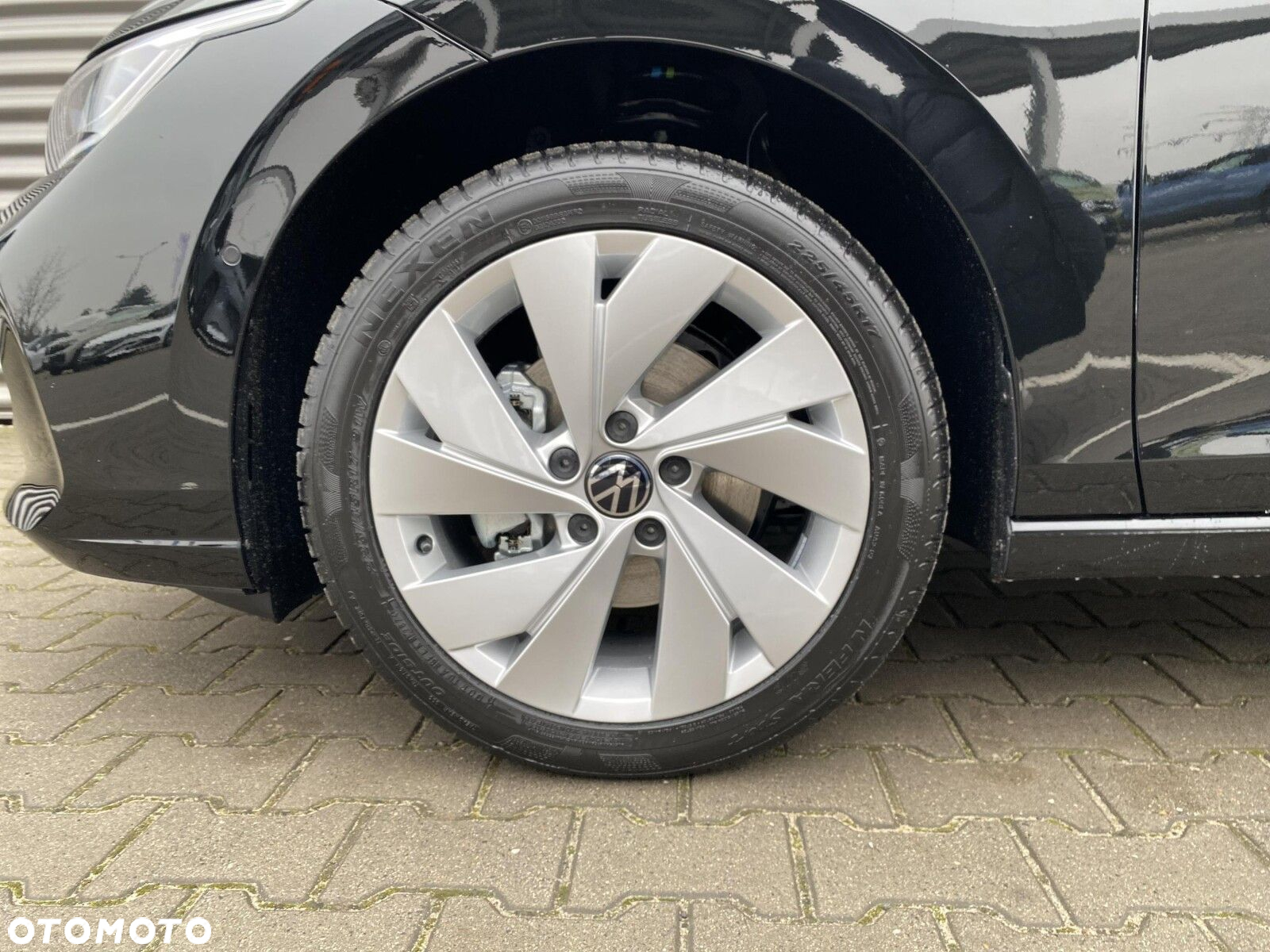 Volkswagen Golf - 18