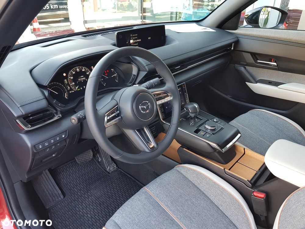 Mazda MX-30 PHEV Makoto - 9