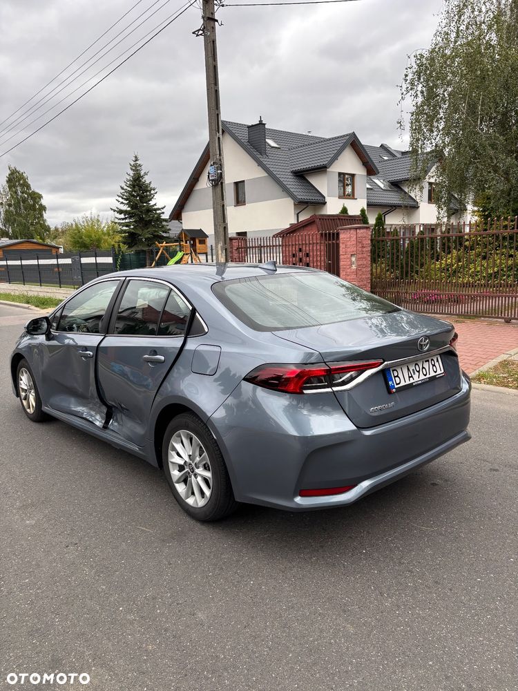 Toyota Corolla 1.6 Comfort - 5