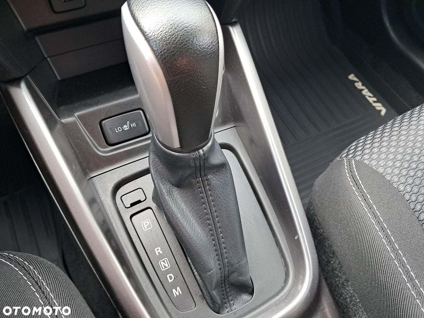 Suzuki Vitara 1.4 Boosterjet Premium 4WD - 21