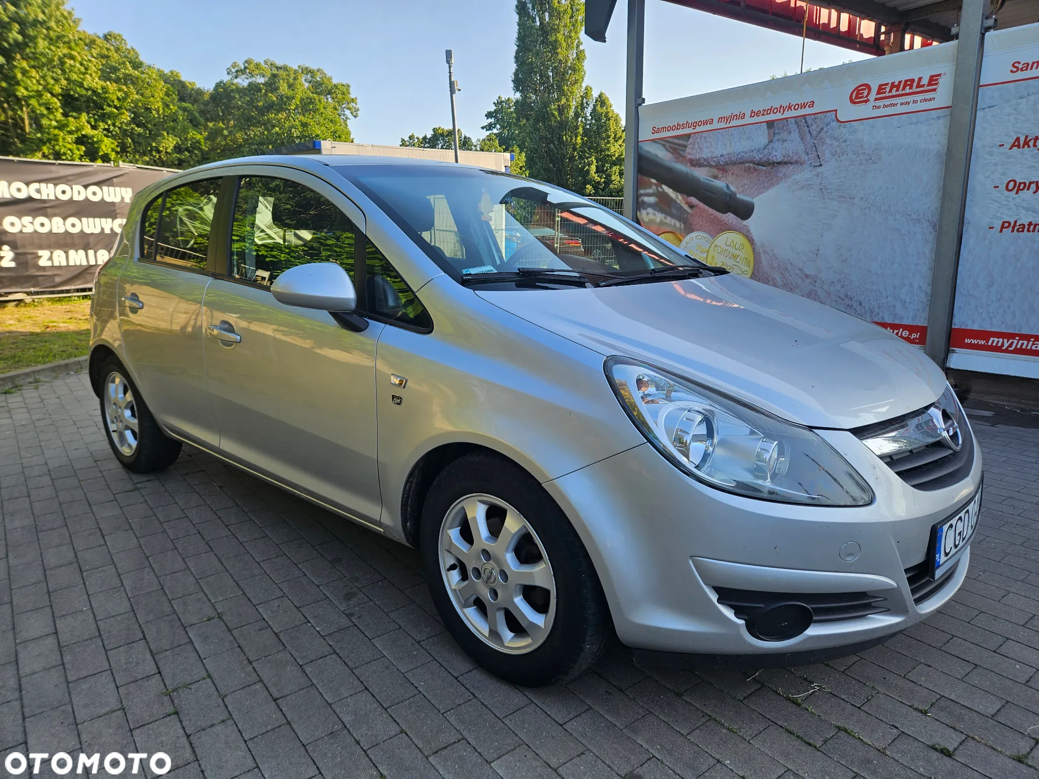 Opel Corsa 1.2 16V Enjoy - 17