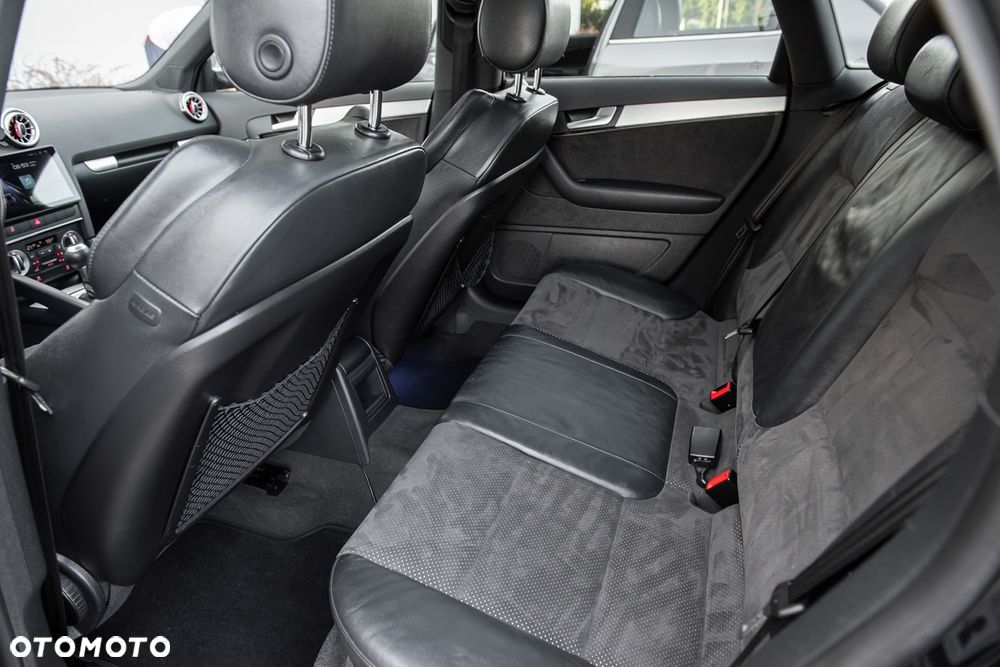 Audi A3 Sportback 1.4 TFSI S tronic S line Sportpaket (plus) - 26