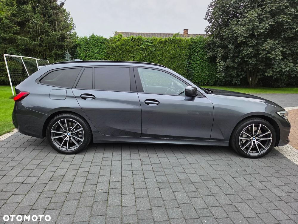 BMW Seria 3 330i Touring xDrive Sport Line - 8