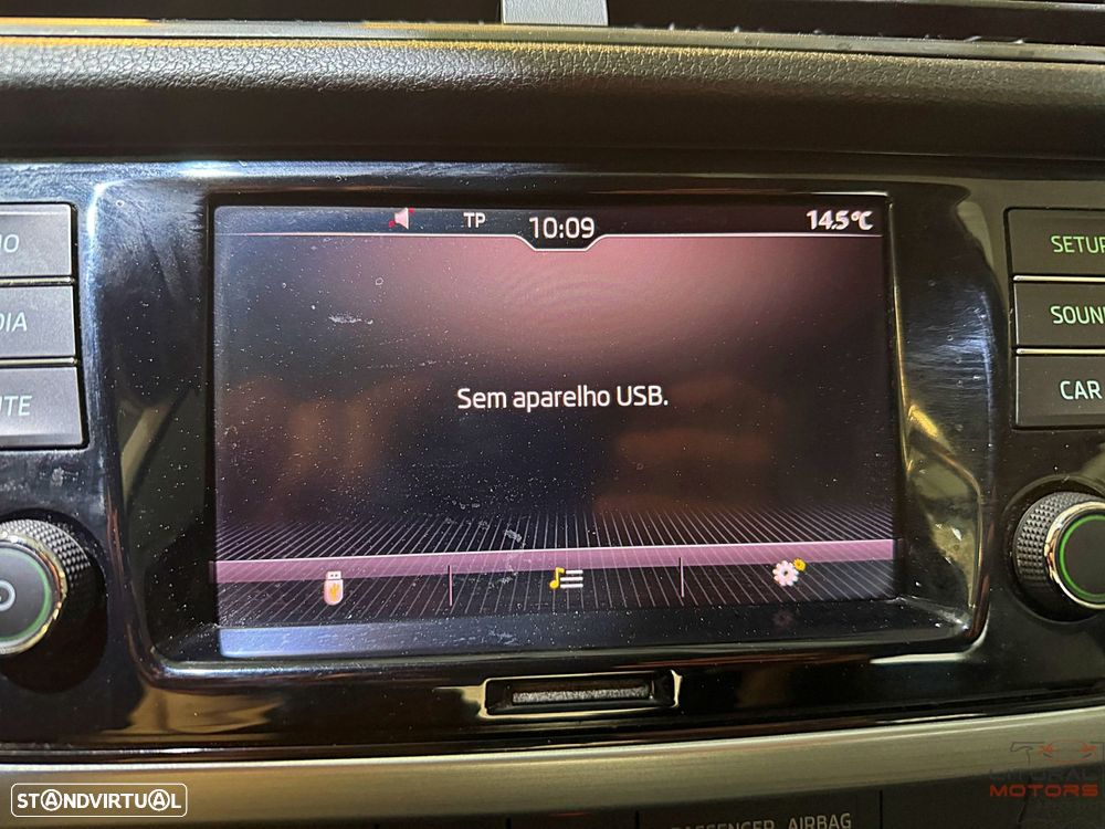 Skoda Fabia 1.0 Active Plus - 25