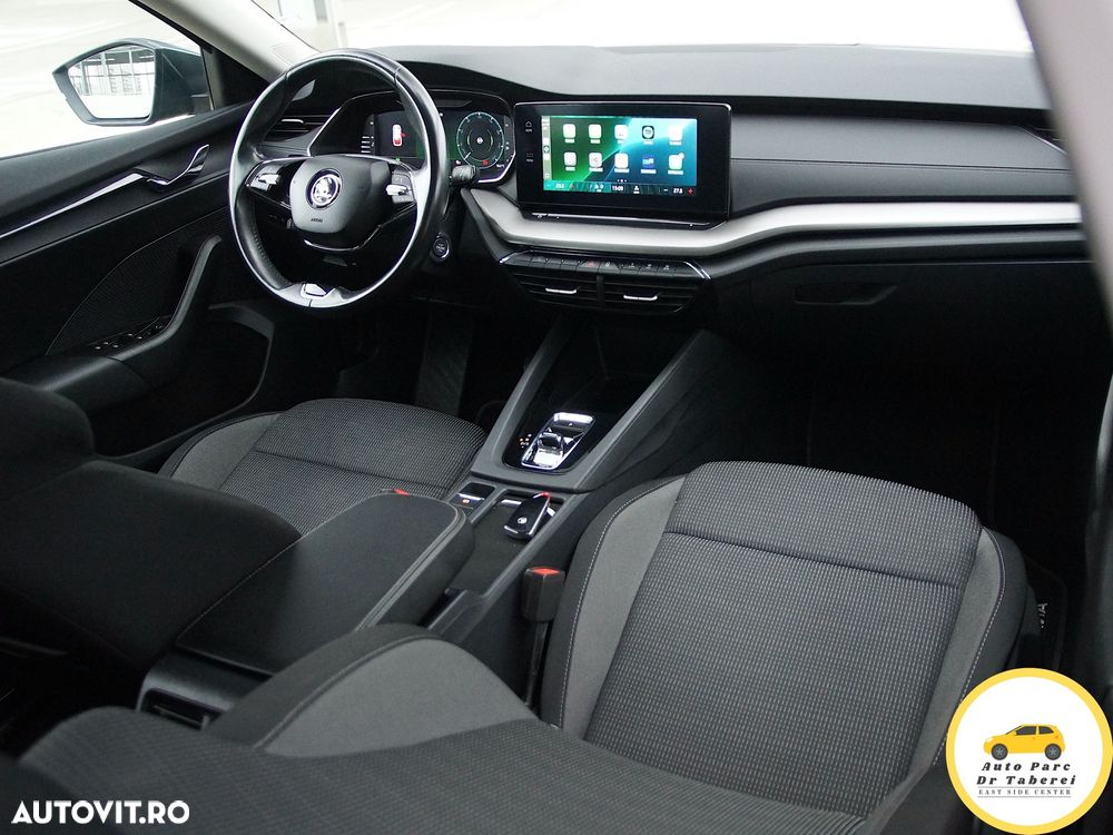 Skoda Octavia Combi Diesel 2.0 TDI DSG Style - 20