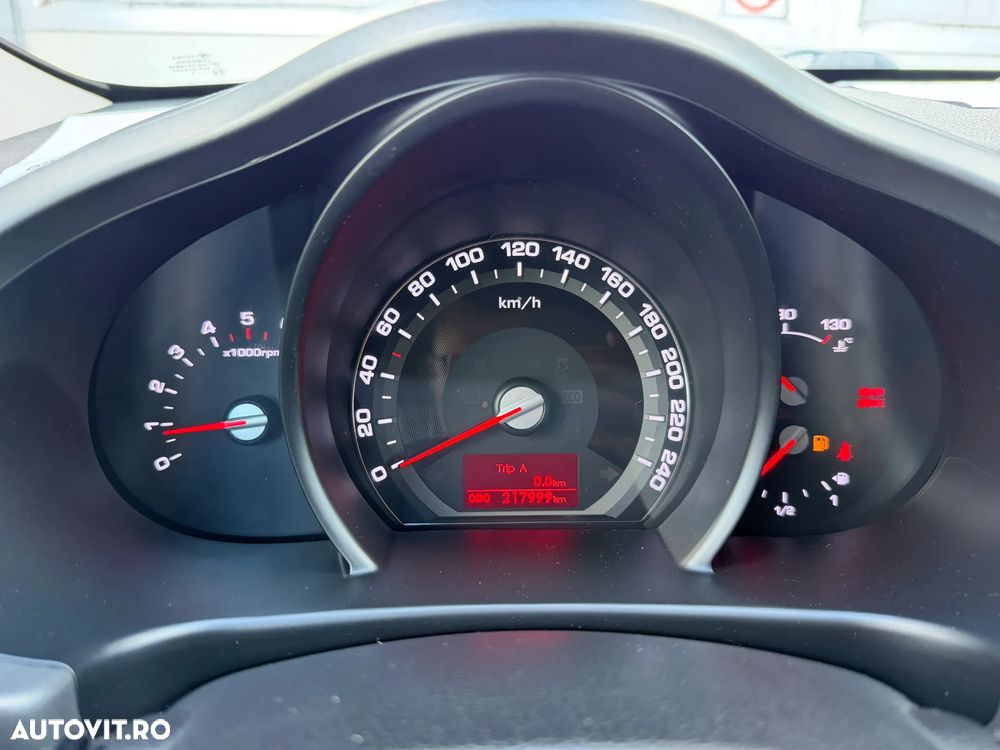 KIA Sportage 2011 — imagine 11