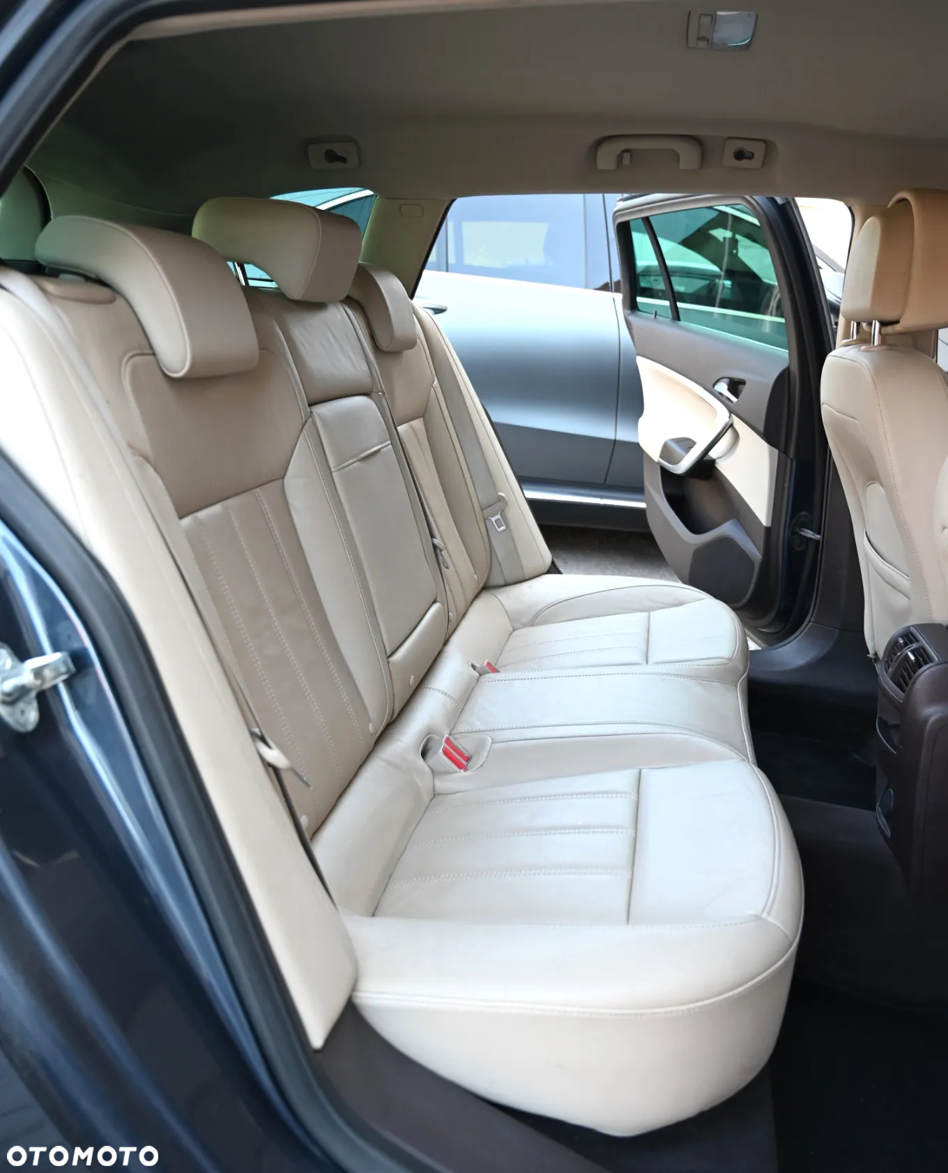 Opel Insignia - 30