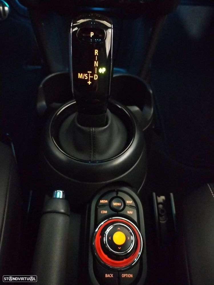 MINI 3 Portas Cooper Aut. JCW - 28
