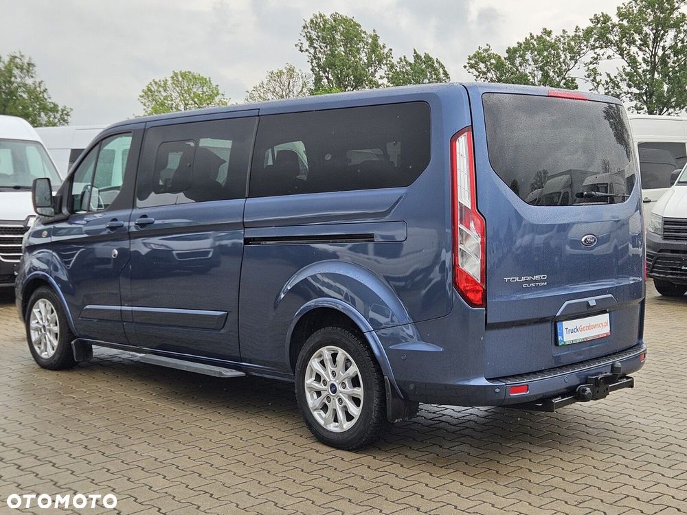 Ford Tourneo Custom - 14