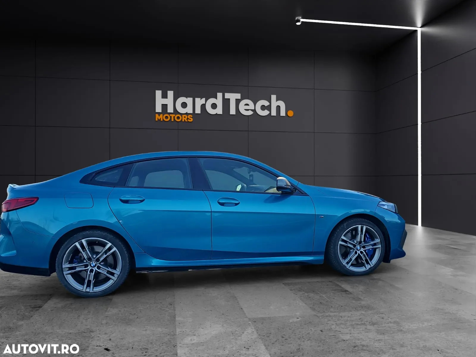 BMW M2 M235i xDrive AT - 3