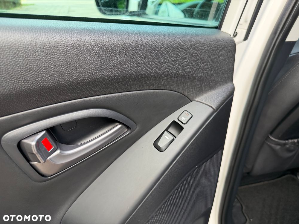 Hyundai ix35 1.6 2WD blue Comfort - 34