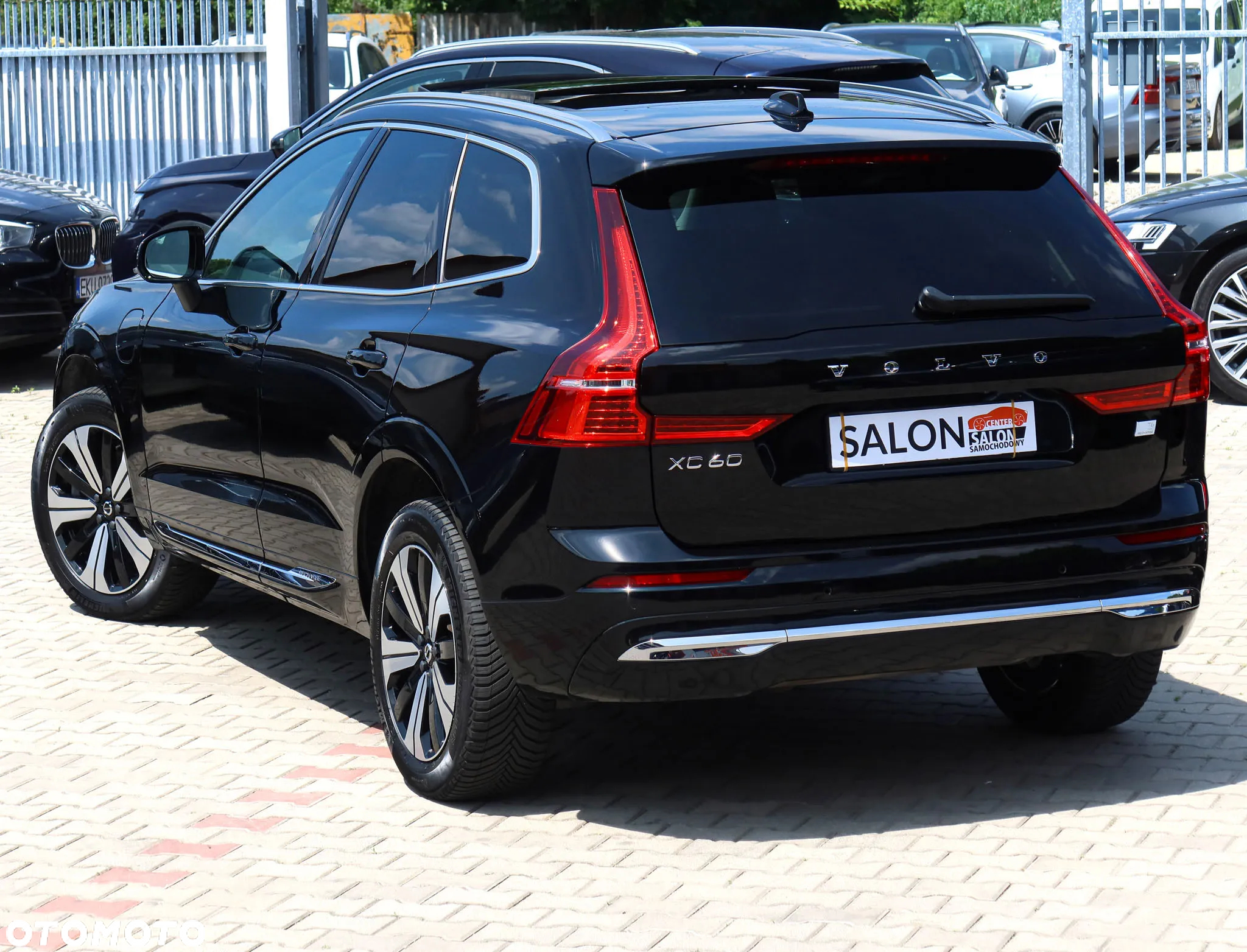 Volvo XC 60 T6 Plug-In Hybrid AWD Inscription - 34