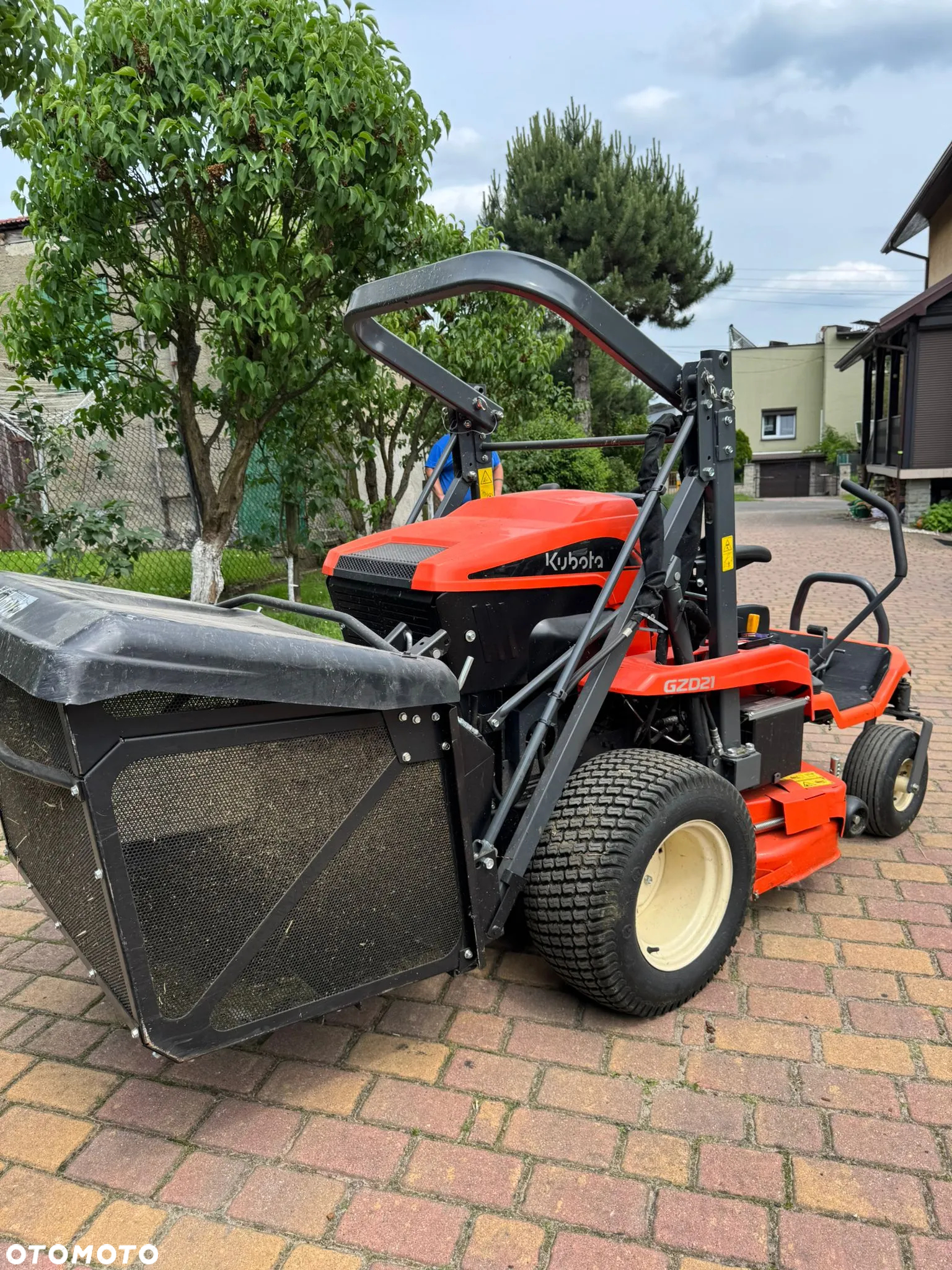 Kubota GZD21 II HD - demo - 2
