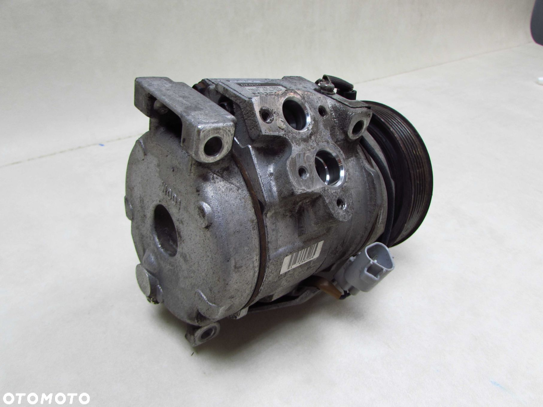 TOYOTA DYNA HIACE V 2.5 3.0 D4D 01-15 SPREZARKA KOMPRESOR KLIMATYZACJI 447220-4242 - 4